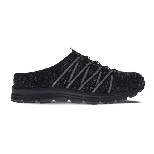 Utopia Knit Slip-On Sneaker - Black