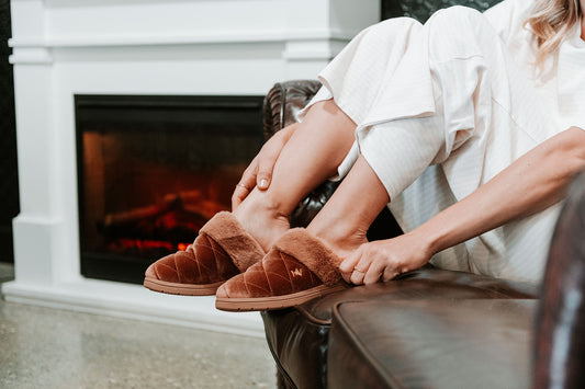 Lifestyle image for Cuddle Slipper - Black