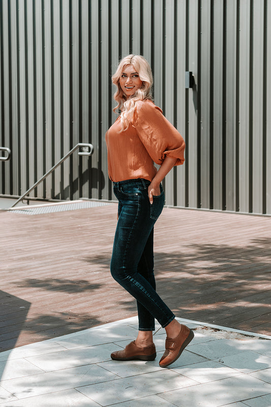 Lifestyle image for Karley Casual - Black