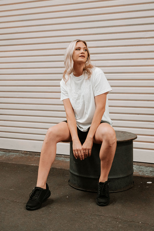 Lifestyle image for Vanna Sneaker - Black