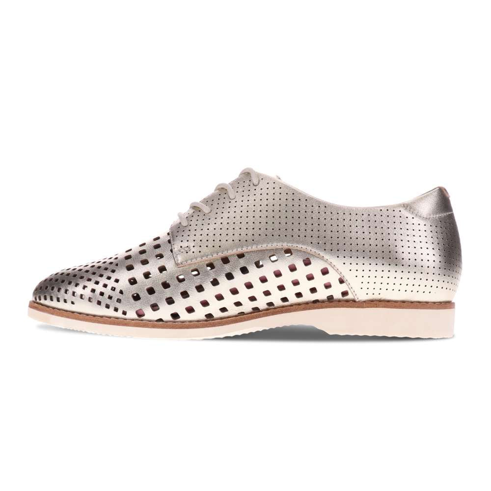 Rihannah Perf Oxford - Champagne