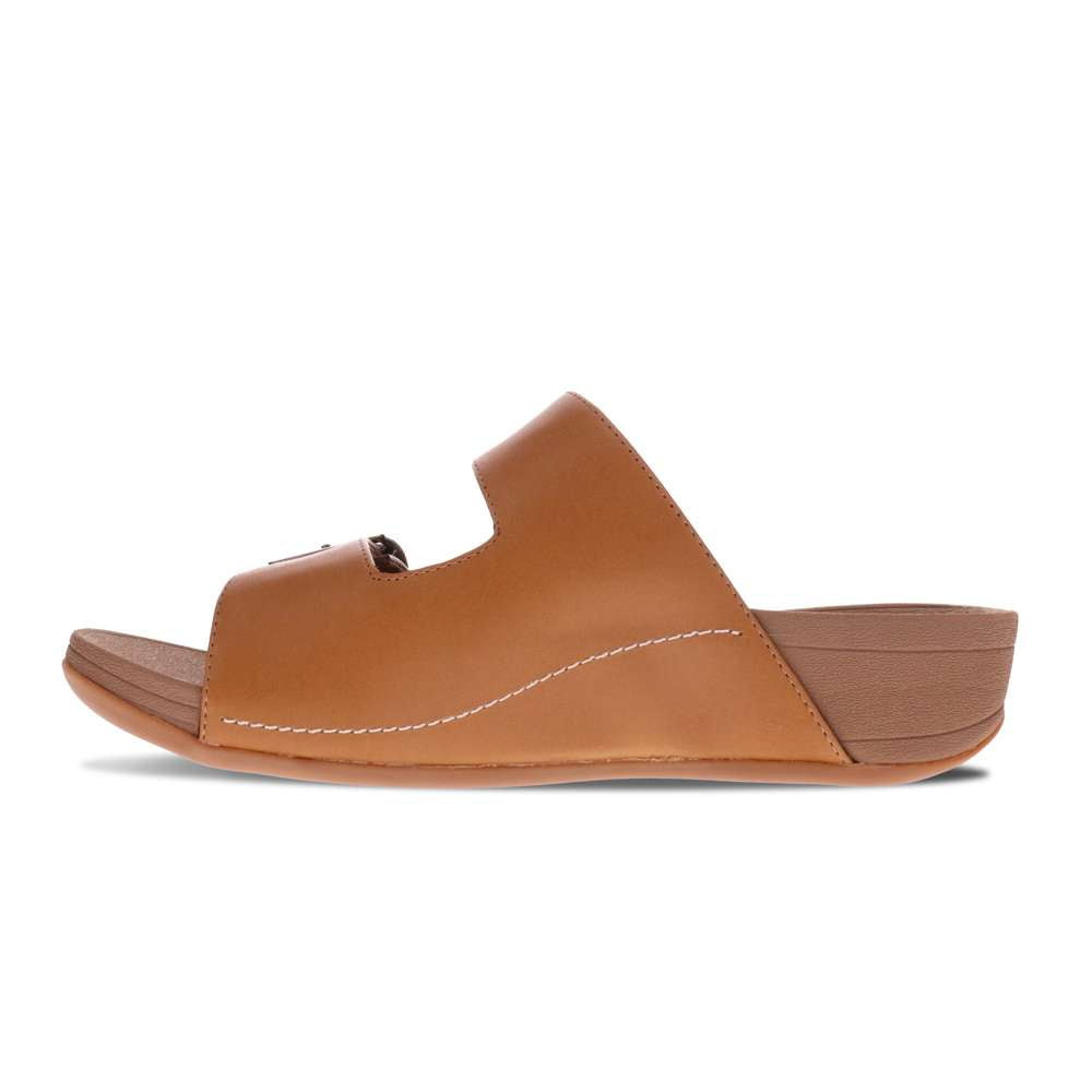 Flynn Slide Sandal - Tan